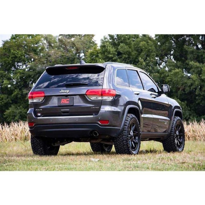 Zestaw zawieszenia Rough Country Lift 2,5" | Szekla4x4