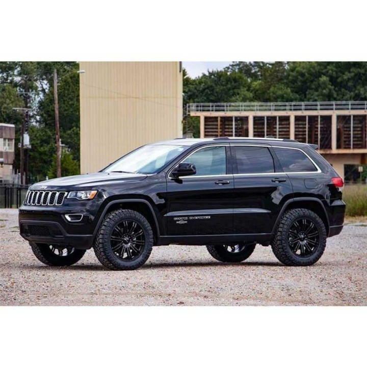 Zestaw zawieszenia Rough Country Lift 2,5" | Szekla4x4