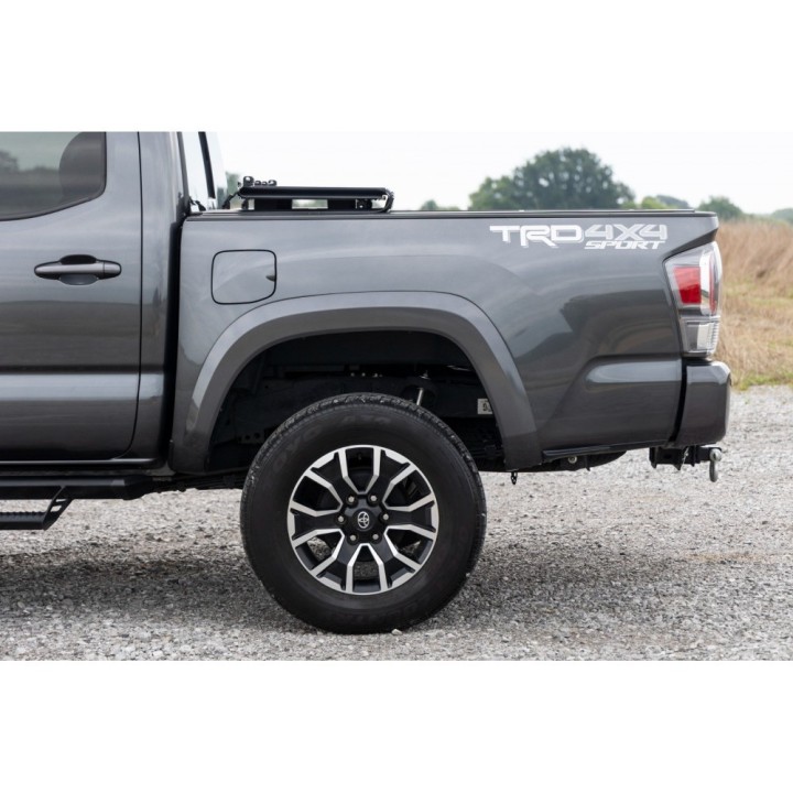 Hard tonneau cover tri-fold niski profil Rough Country