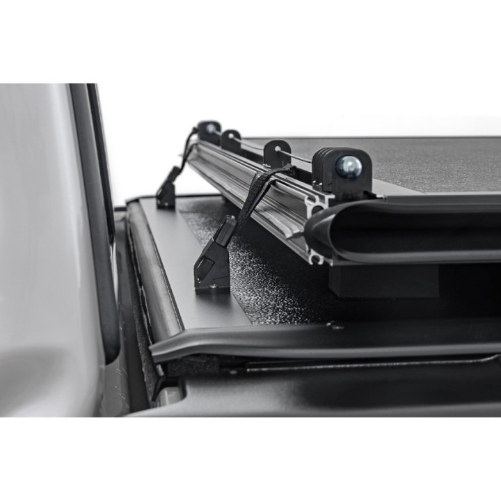 Hard tonneau cover tri-fold niski profil Rough Country