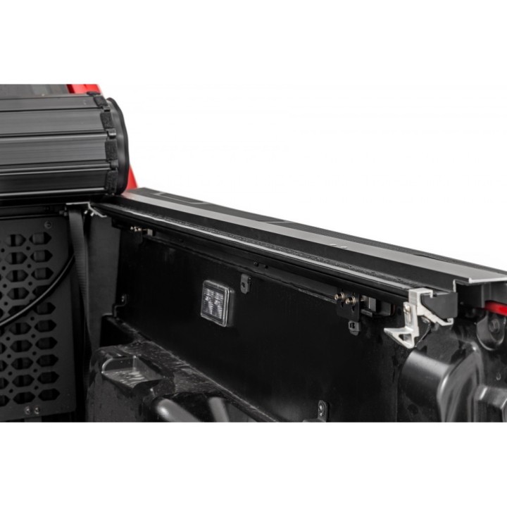 Hard tonneau cover roll up Rough Country | Szekla4x4