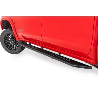 Progi, stopnie boczne Rough Country do RAM 1500 DT
