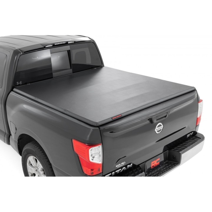 Miękka pokrywa paki tri-fold Rough Country | Szekla4x4