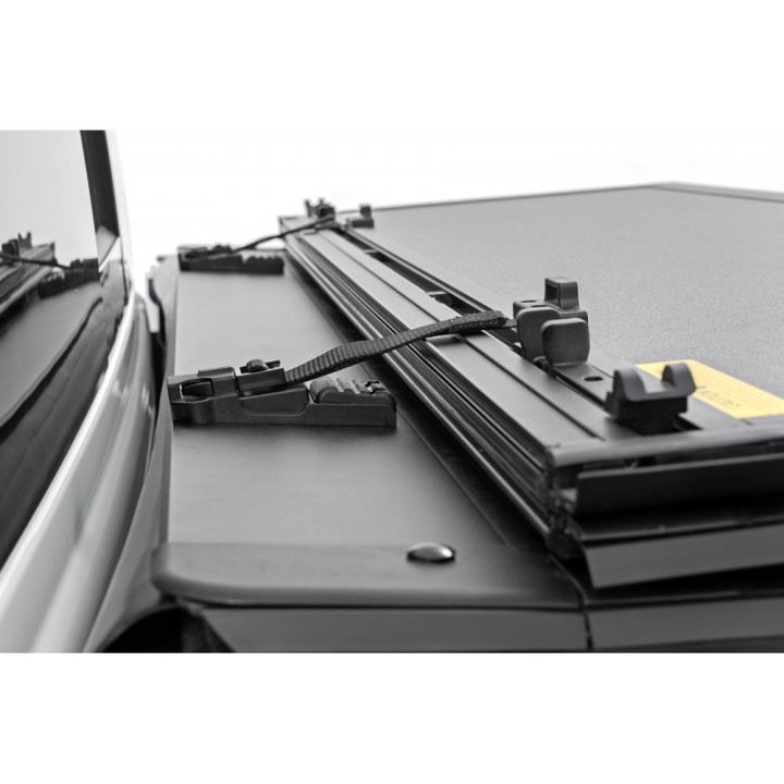 Twarda pokrywa paki tri-fold flip up Rough Country