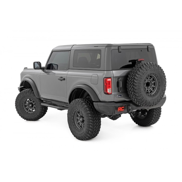 Progi, stopnie boczne do New Bronco 2 Drzwi | Szekla4x4