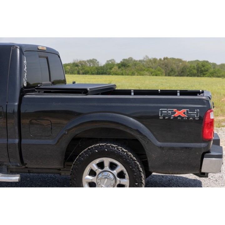 Hard tonneau cover tri-fold niski profil Rough Country
