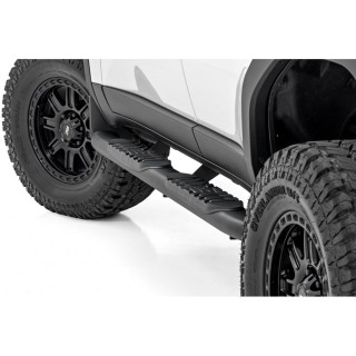 Progi, stopnie boczne czarne Rough Country | Szekla4x4