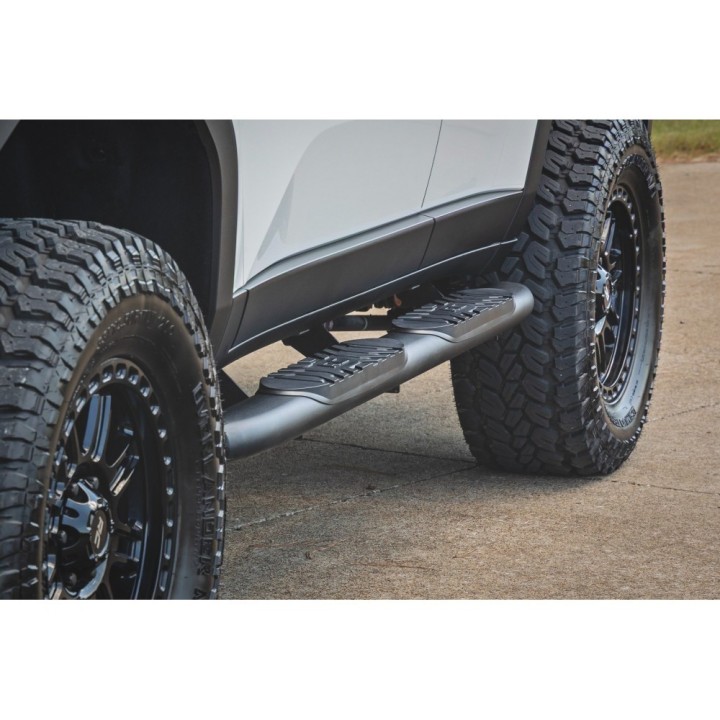 Progi, stopnie boczne czarne Rough Country | Szekla4x4