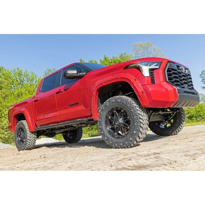 Progi, stopnie boczne czarne Rough Country | Szekla4x4