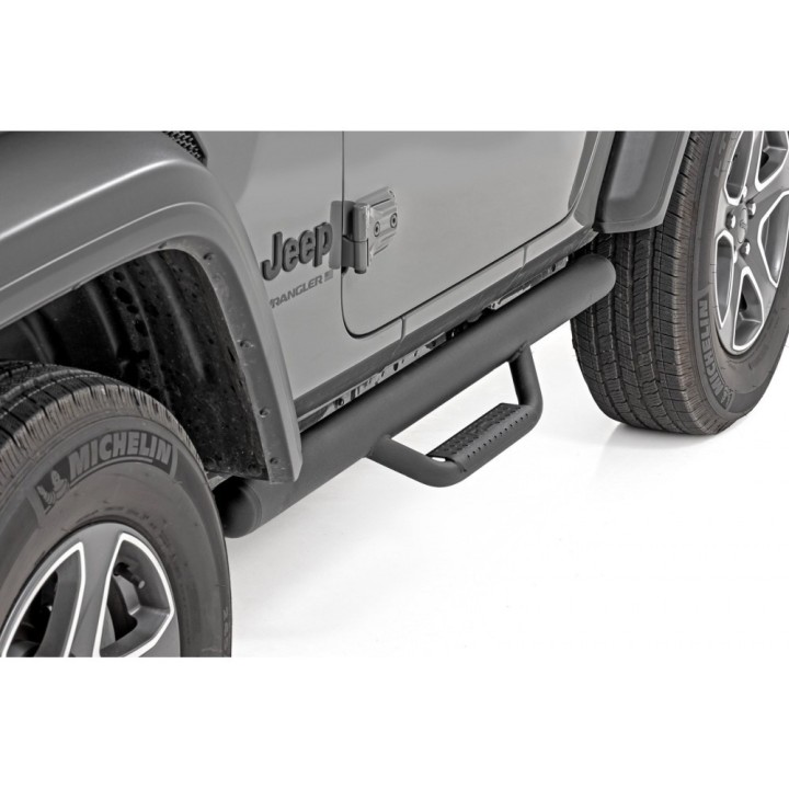 Progi, stopnie boczne czarne Rough Country | Szekla4x4