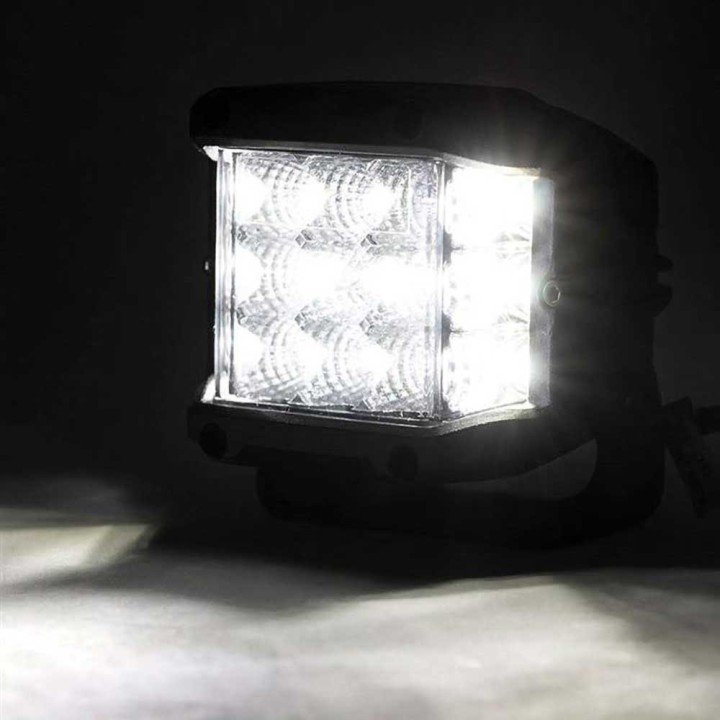 Lampy LED 3" kwadratowe szerokokątne Osram Rough Country