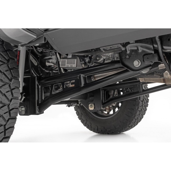 Zestaw zawieszenia Rough Country Lift 6" Benzyna - ujęcie 4