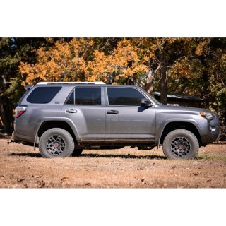 Zestaw zawieszenia Rough Country Lift 2" - ujęcie 2