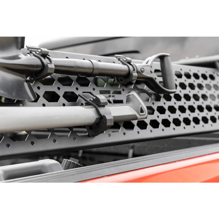 Gumowy zacisk 1,75-4,5" do paneli Molle Rough Country