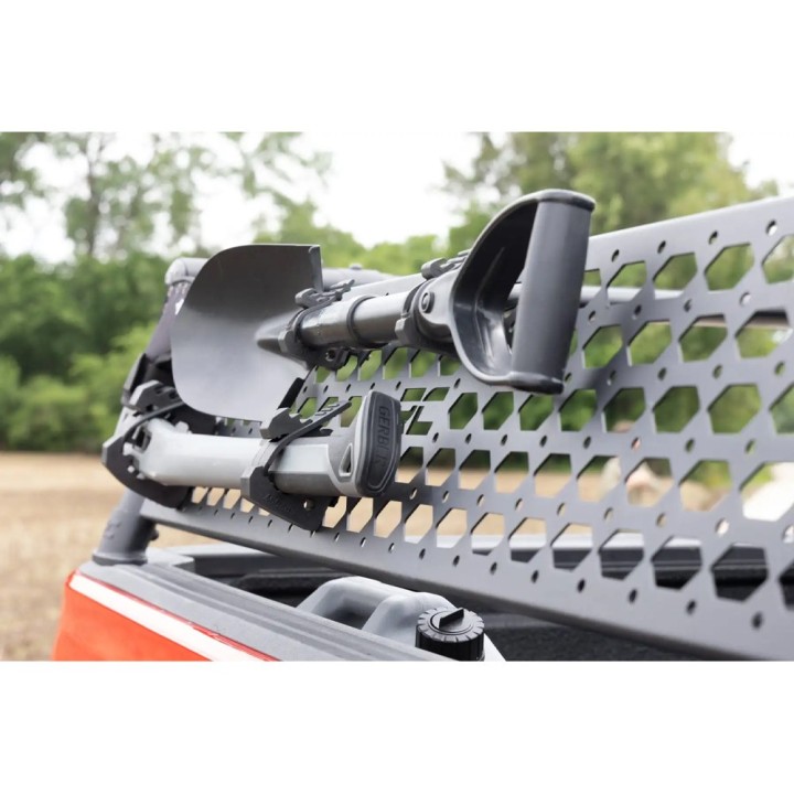 Gumowy zacisk 1,75-4,5" do paneli Molle Rough Country