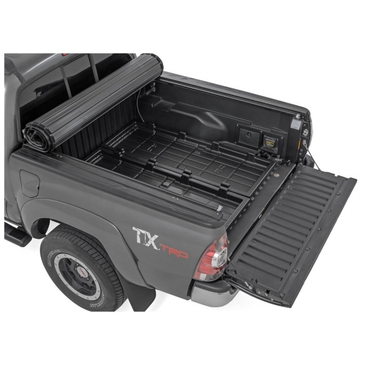 Wysuwany system załadunkowy paki Mid-Size Rough Country - ujęcie 2