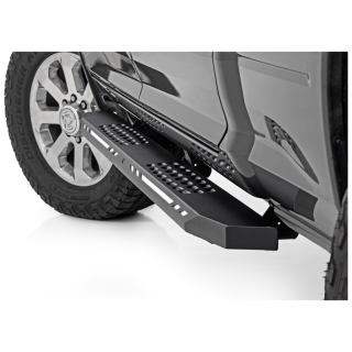 Progi, stopnie boczne Rough Country AC2 Crew Cab