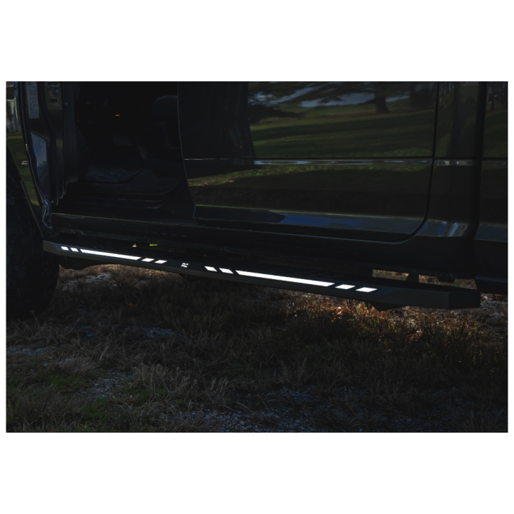 Progi, stopnie boczne Rough Country AC2 Crew Cab - ujęcie 12