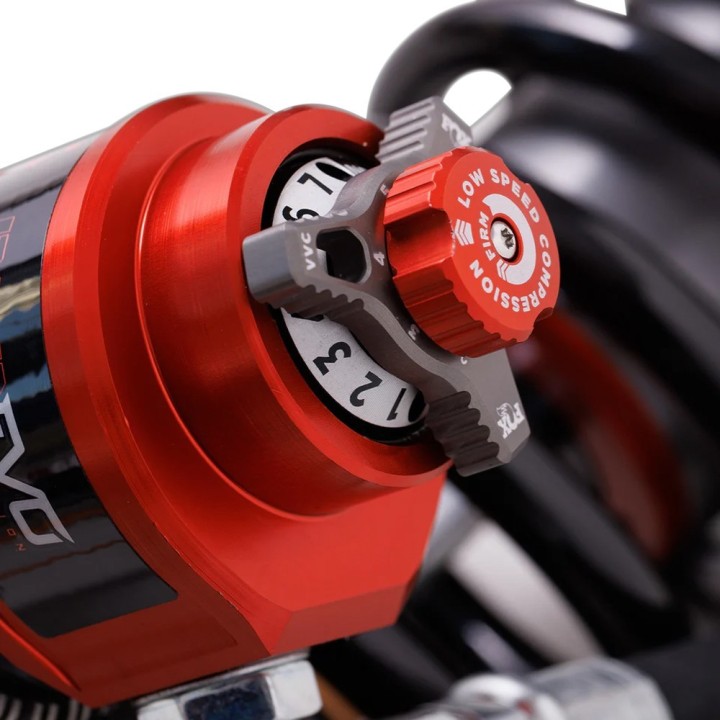 Amortyzator gazowy tył FOX Factory Race 3.0 Reservoir Regulowany Internal Bypass DSC EVO Lift 0-1" - ujęcie 3