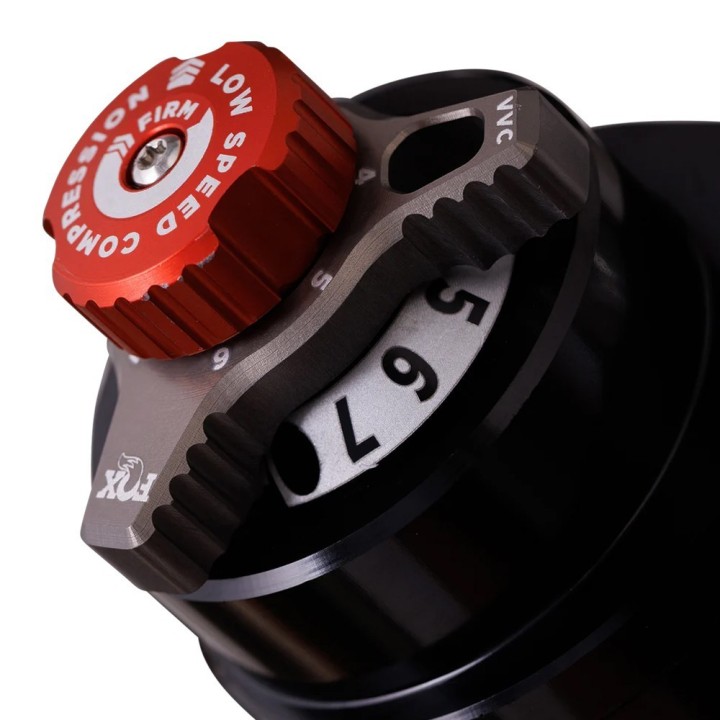Amortyzator gazowy przód Coilover FOX Lift 2-3" | Szekla4x4