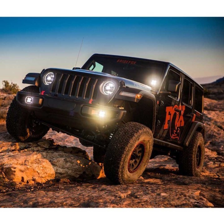 Amortyzator gazowy przód FOX Lift 2-3" | Szekla4x4