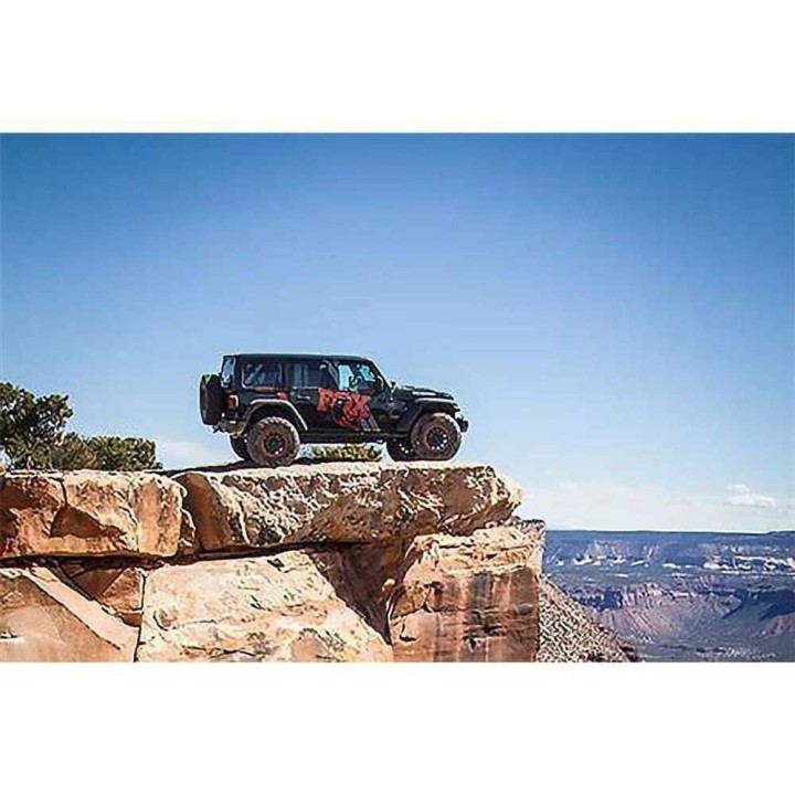 Zestaw zawieszenia J-Venture JKS Lift 2,5" | Szekla4x4