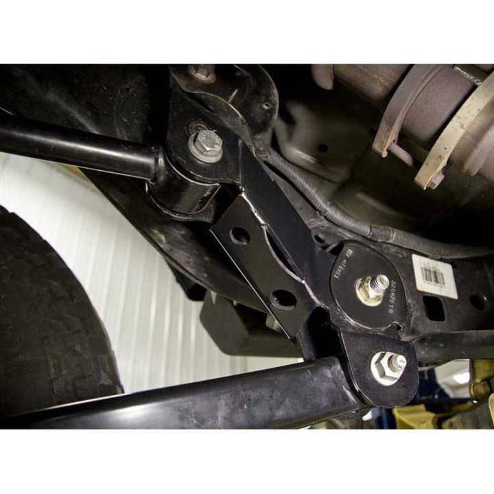 Relokacja mocowania wahaczy przód JKS Lift 2-6" | Szekla4x4