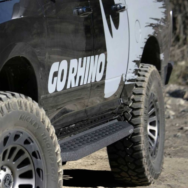 Progi, stopnie boczne Bedliner Go Rhino | Szekla4x4