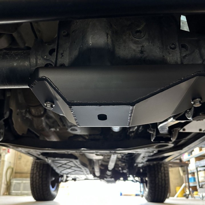 Osłona dyferencjału tył aluminiowa czarna Agile Offroad