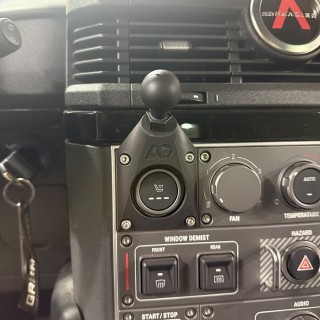 Phone mount with ball for the Grenadier | Szekla4x4