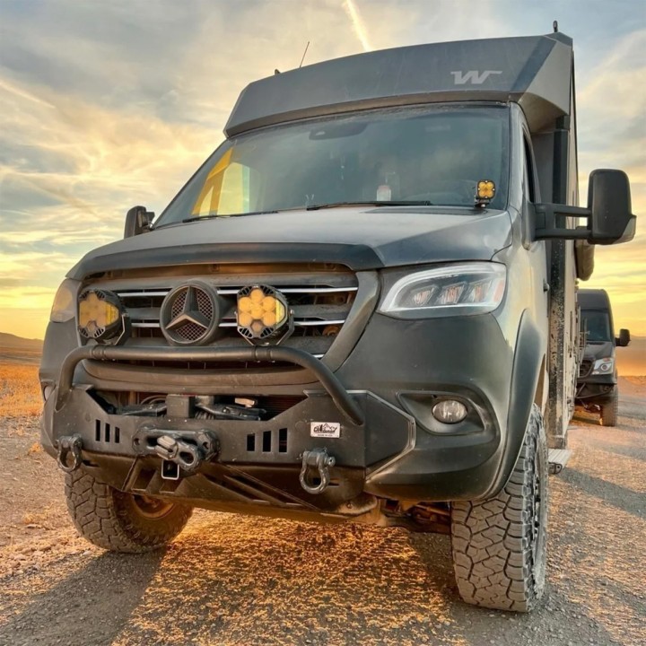 Osłona maski owiewka do Sprinter III (W907/W910) | Szekla4x4