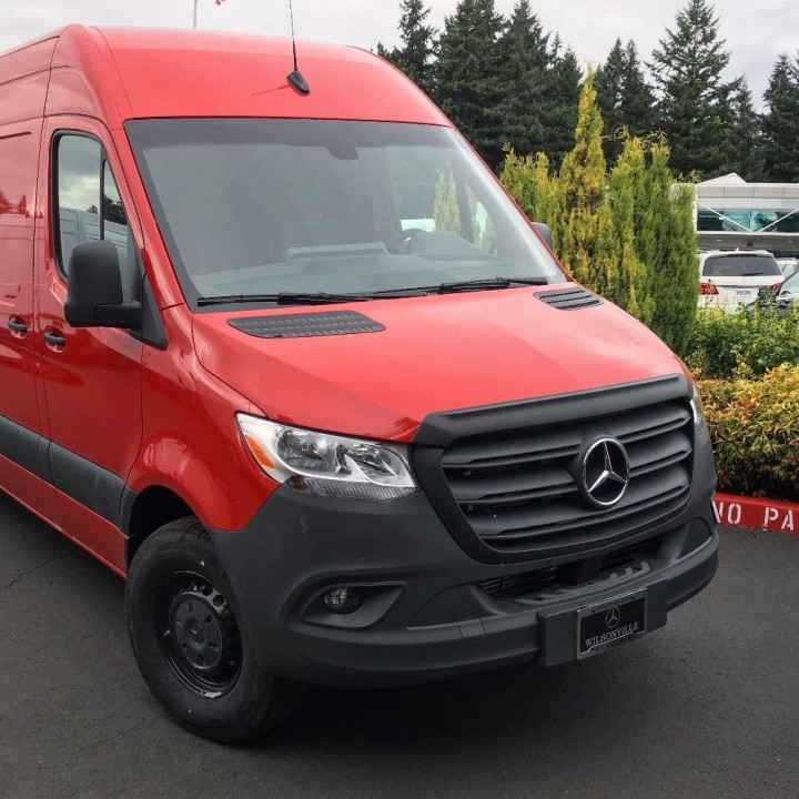 Osłona maski owiewka do Sprinter III (W907/W910) | Szekla4x4