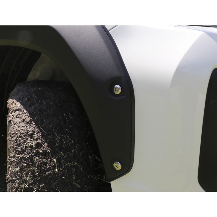 Poszerzenia błotników przód i tył Air Design Super Bolt SR/Diesel AT - ujęcie 13