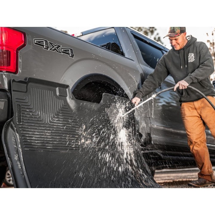 Front and rear Weatherbeater floor liners Husky Liners