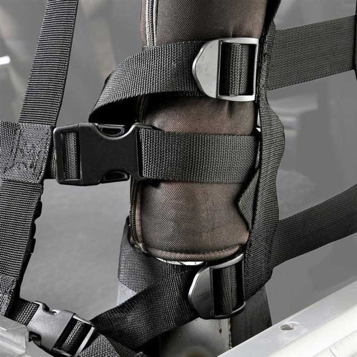 C.RES2 HD cargo restraint net Smittybilt | Szekla4x4