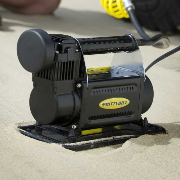 Tyre air compressor 72 l/min Smittybilt | Szekla4x4