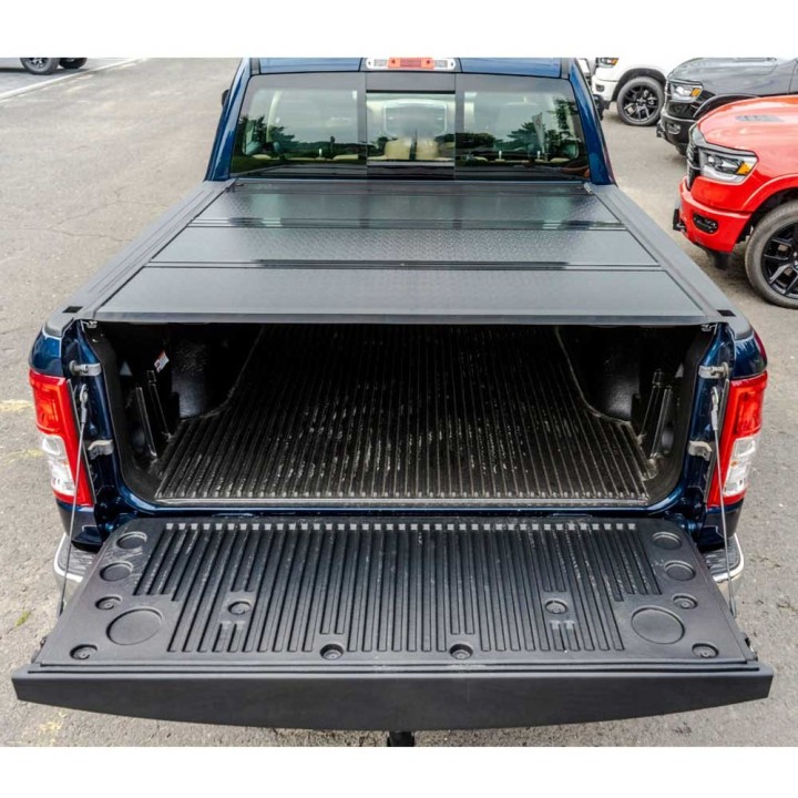Twarda pokrywa paki tri-fold niski profil OFD | Szekla4x4