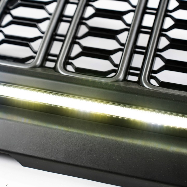 Grille with LED strip and camera opening OFD | Szekla4x4