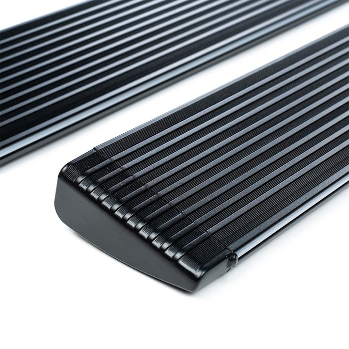 Electric running boards with LED lights GEN2 OFD | Szekla4x4