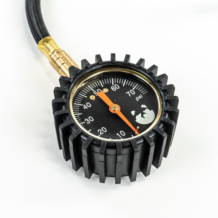 Tyre deflator with gauge OFD for the off-road vehicle