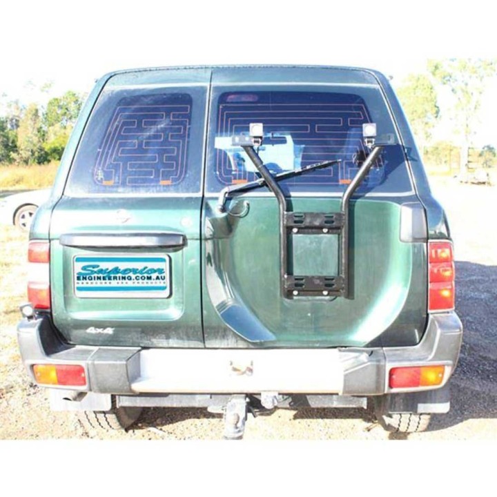 Spare wheel carrier Superior Engineering | Szekla4x4