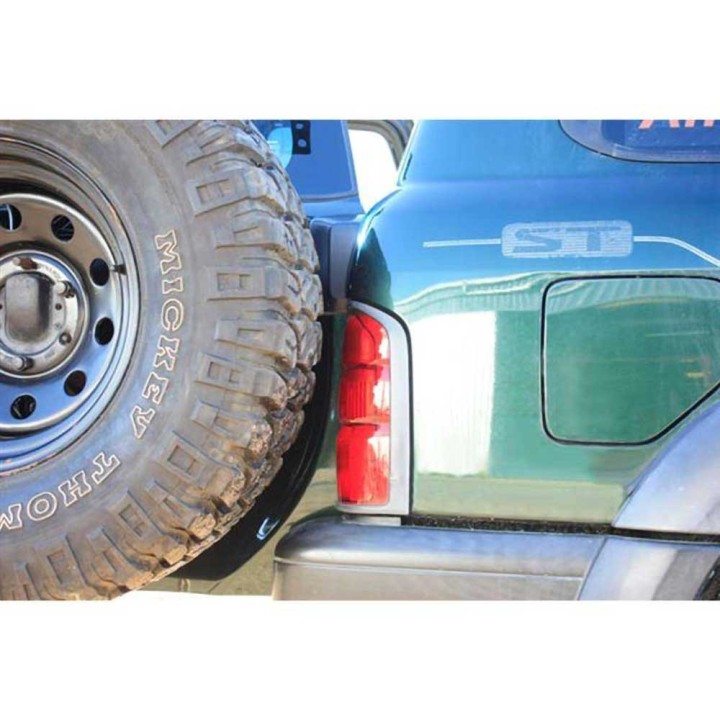 Mocowanie Koła Zapasowego Superior Engineering | Szekla4x4