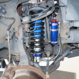 Front left nitro Coilover Superior Engineering Lift 2-4"