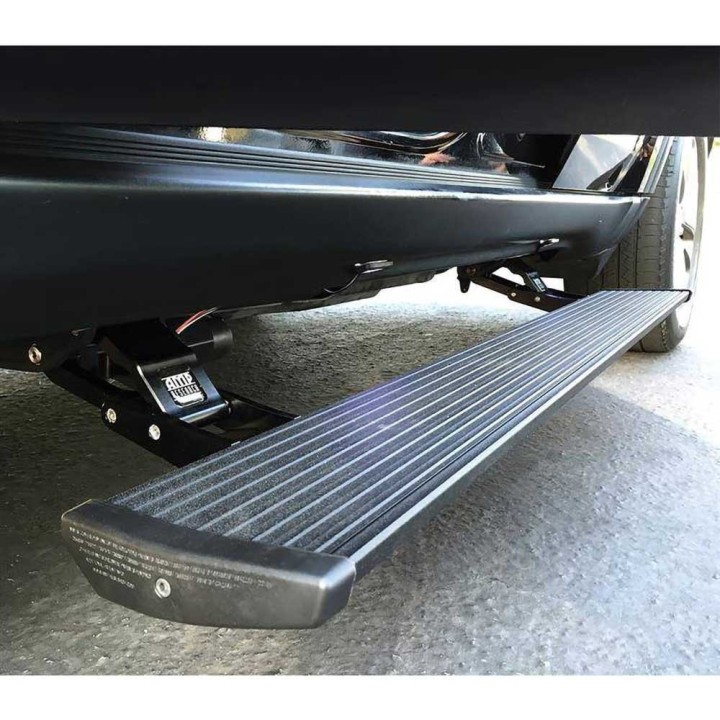 Progi elektryczne PowerStep REALTRUCK AMP | Szekla4x4