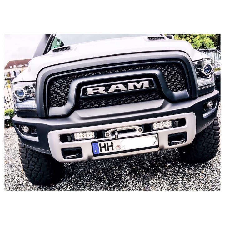Winch mounting plate for the RAM 1500 Classic DS | Szekla4x4