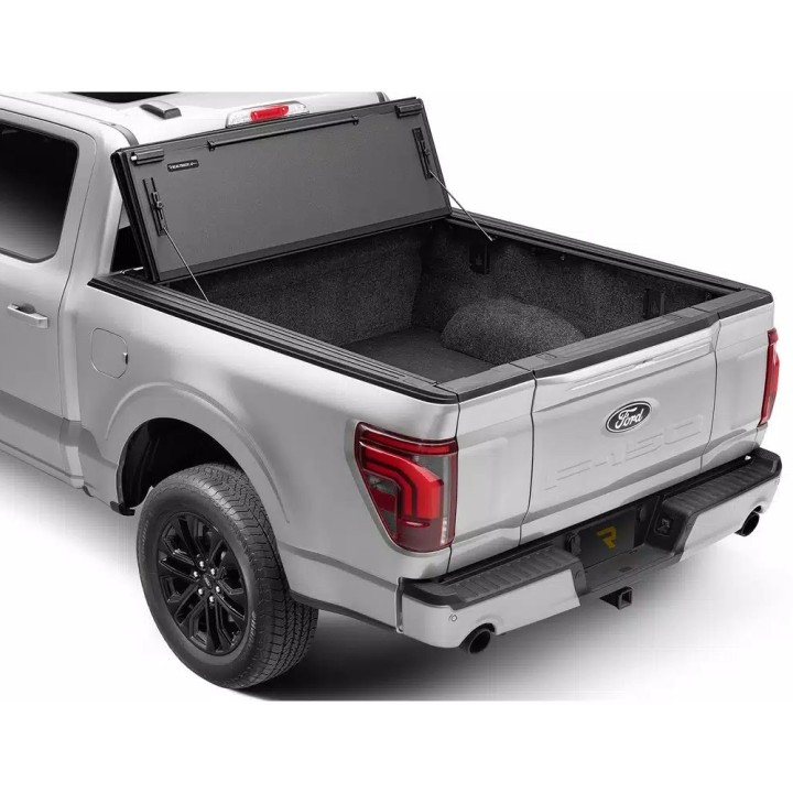 Twarda składana pokrywa paki tri-fold RealTruck BAKFlip MX4 5'7" - ujęcie 3