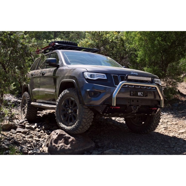 Przednia dolna osłona do Grand Cherokee WK2 | Szekla4x4