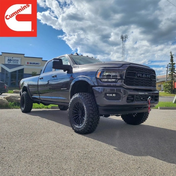 Płyta pod wyciągarkę Vice Design 6.7L Cummins - ujęcie 3