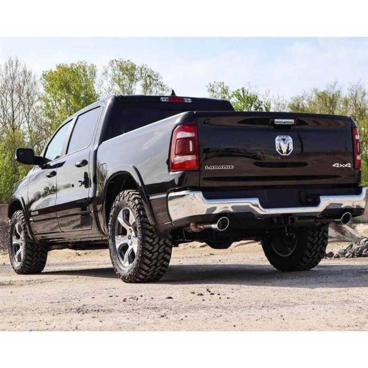 Rear sliding step REALTRUCK AMP for the RAM 1500 DT