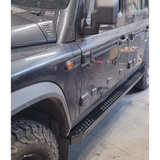 Side steps mocowane for ramy for the Grenadier | Szekla4x4